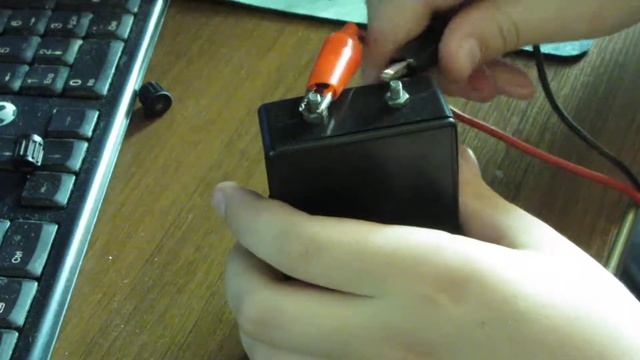 DIY Как сделать Li-on Аккумулятор на 12 в. смотреть онлайн