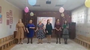 Коллектив детского сада "Скворушка" поздравляет всех с