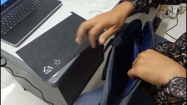 Review & UNBOXING NOTEBOOK HP 14-BW099TU AMD Dual Core E2-9000E смотреть онлайн