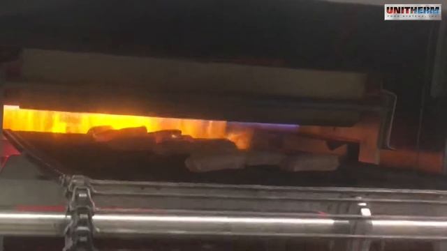 288 Приготовление сосисок и сарделек на Гриле Огня Flame Grilled Sausage Links смотреть онлайн