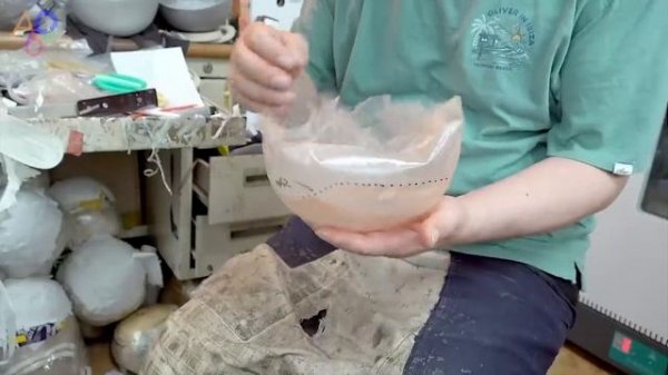 Handmade Wig Making Process by Toupee Craftsman With 40 Years of Experience