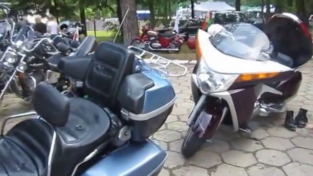 Стоянка мотоциклов в Августове смотреть онлайн