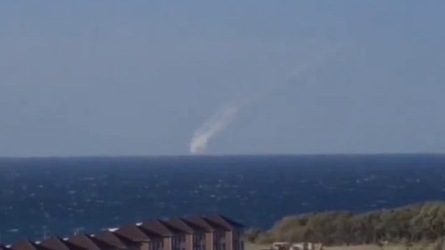 Запуск крылатых ракет "Калибр". смотреть онлайн