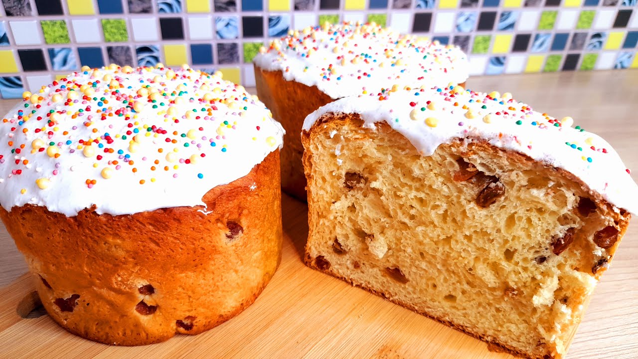 Пасхальный кулич из сдобного дрожжевого теста.  Очень воздушный и нежный