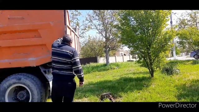 #326 КУПИЛИ ДОМ/РАБОТА КИПИТ/СУПЕР ДОМ ДЛЯ МАЛЫШЕЙ/ПРИВЕЗЛИ ЩЕБЕНЬ/БРИГАДА "УХ'' РАБОТАЕТ ЗА ДВУХ смотреть онлайн