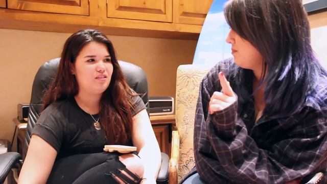 KISS, MARRY, UNSUBSCRIBE!?!?! (w/ Madison De La Garza!) смотреть онлайн