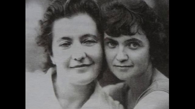 Дочери Юлия Друнина читает Павел Беседин смотреть онлайн