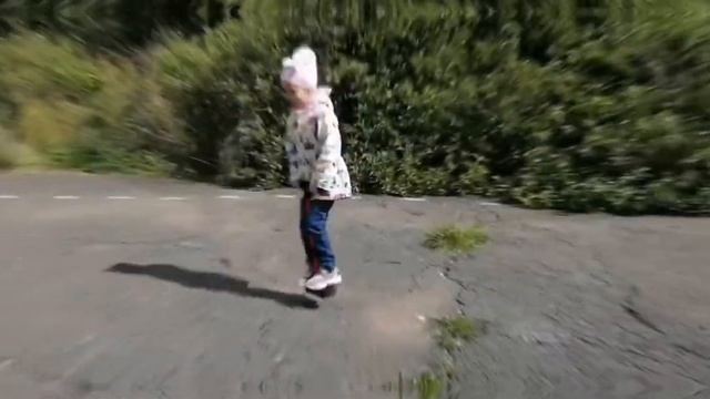 Moby Jamper - Детский тренажер для прыжков смотреть онлайн