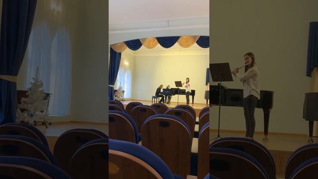 Б. Ромберг «Концерт для флейты ре мажор» 2,3 часть смотреть онлайн