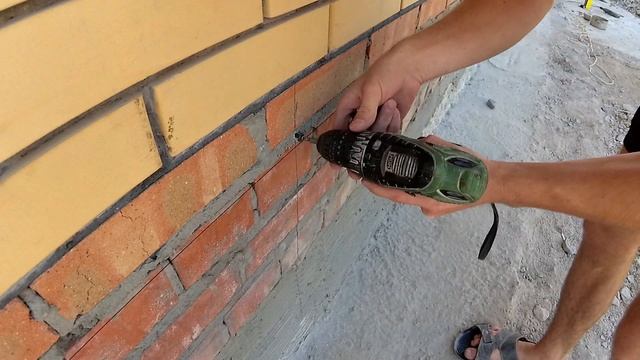 Как выставить маяки под цементную штукатурку. Цоколь дома 2 серия смотреть онлайн