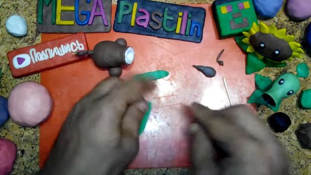 Как слепить из пластилина Кокосовую Пушку из игры Растения против Зомби смотреть онлайн