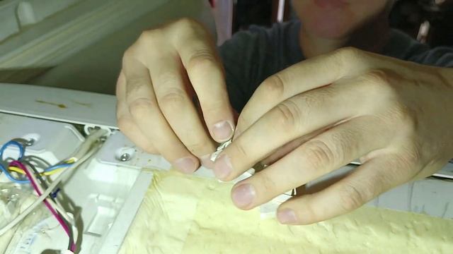 Не горит свет в холодильнике замена кнопки в холодильнике смотреть онлайн