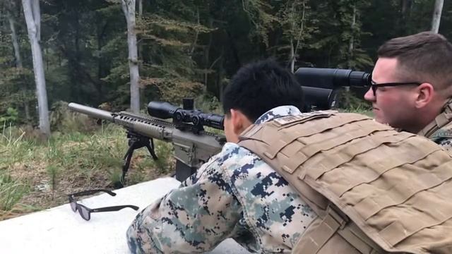 Marine firing KAC M110 SASS смотреть онлайн