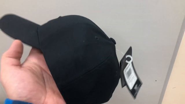 Кепка Reebok смотреть онлайн