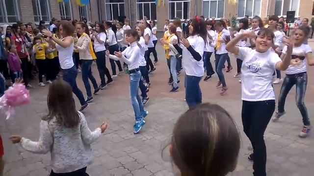 Только вперёд, ни шагу назад смотреть онлайн