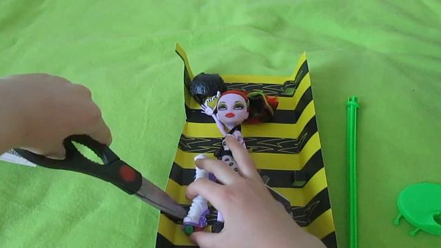 Распаковка первой куклы Monster high. Ура :) смотреть онлайн