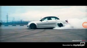 Дрифт на мерседес. Под музыку.