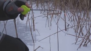 ВАЖЕН ЛИ ЦВЕТ МОРМЫШКИ..? ЛОВИ на МЕДЬ!!! РЫБАЛКА на МОРМЫШКУ с ОДНОЙ ЛУНКИ