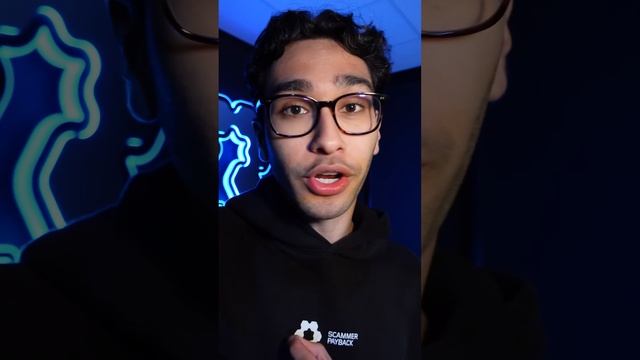 Hacking Scammer's WEBCAM смотреть онлайн