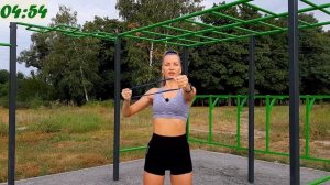 УПРАЖНЕНИЯ ДЛЯ РУК за 10 мин / С ФИТНЕС РЕЗИНКОЙ в домашних условиях (красивые руки)