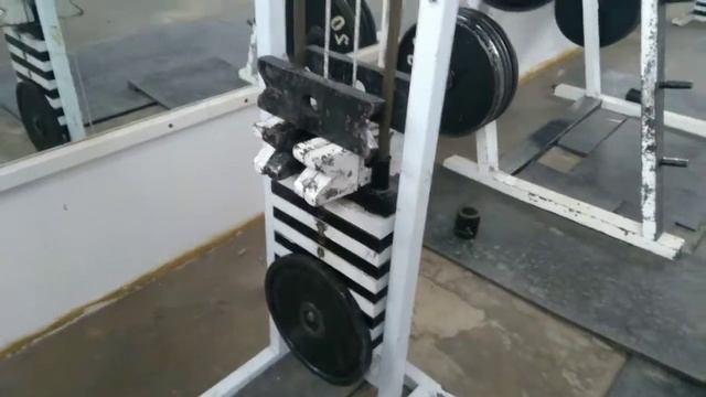 Качаем трицепс ( блок)