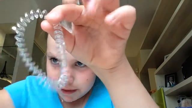 Самая тягучая резинка в мире смотреть онлайн