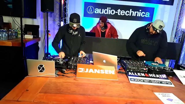 The Spot Jam смотреть онлайн