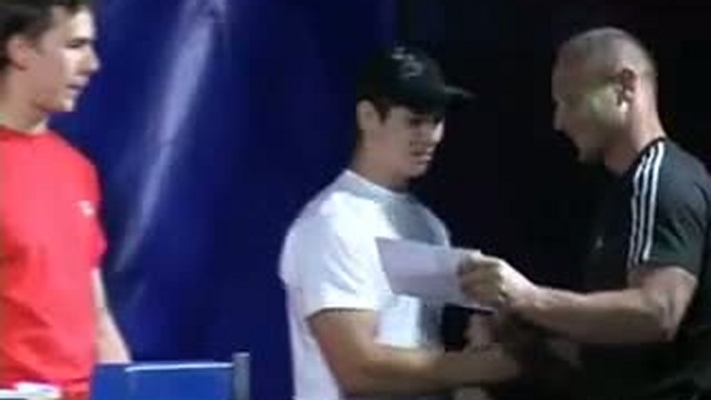 Битва двух столиц 2008 (Армрестлинг) смотреть онлайн