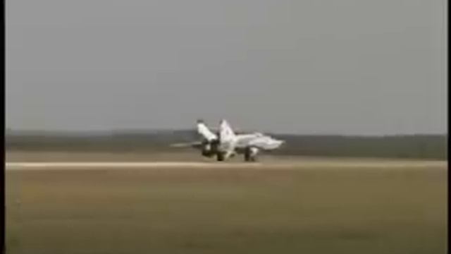 Kevin's MiG 25 Flight in Russia смотреть онлайн