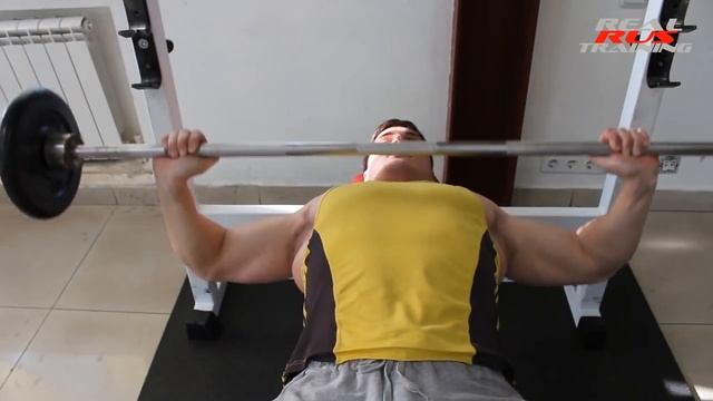 Жим штанги на горизонтальной скамье (жим лежа) - Техника