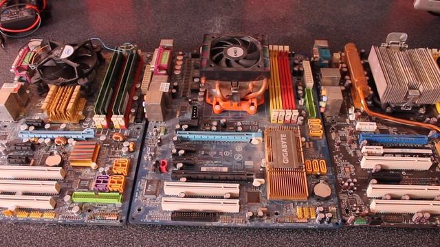 БомжеМайнинг! - Материнки за копейки для майнинга смотреть онлайн