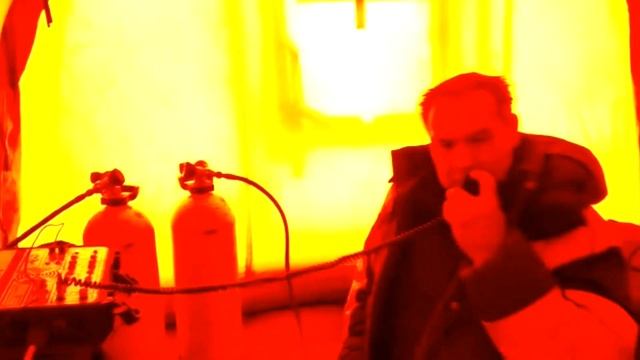 В Хабаровском крае водолазы нашли машину пропавших отца с сыном подо льдом Амура январь 2019 смотреть онлайн