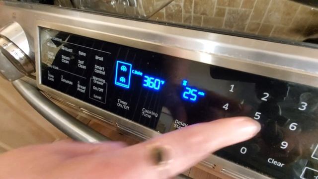 Клубничный пирог с кремом со сливочным сыром | Тарт из бретонского теста с клубникой смотреть онлайн