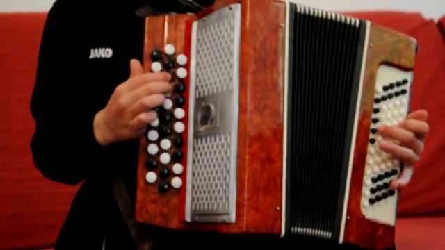 Bajan / Knopfakkordeon / Harmonika "Kremennaya" - Баян "Кременная" смотреть онлайн