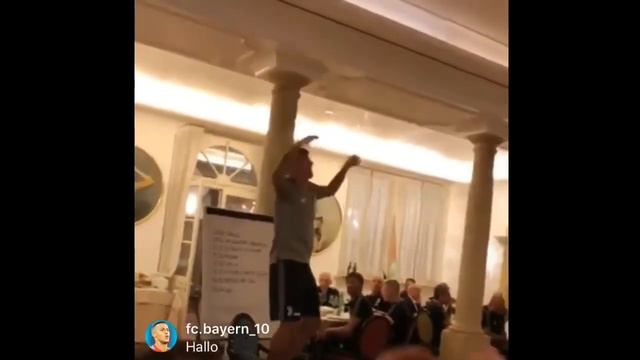Cristiano Ronaldo singing initiation song Juventus 17/8/2018 смотреть онлайн