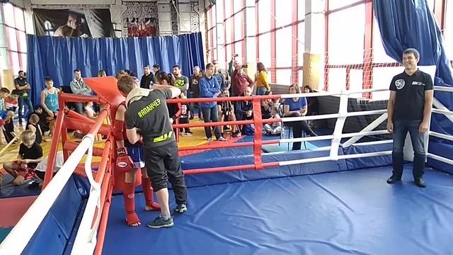 Бой Фунтикова Кирилла и Крупнова Михаила смотреть онлайн