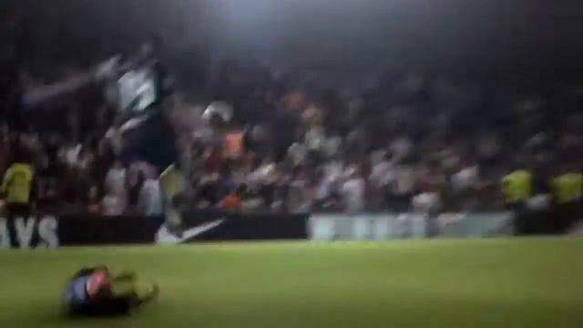 Nike Football Present (Русская озвучка) смотреть онлайн