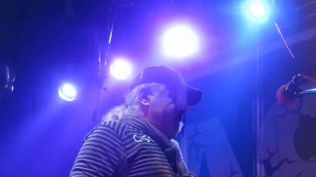 MVI_2009.MOV смотреть онлайн