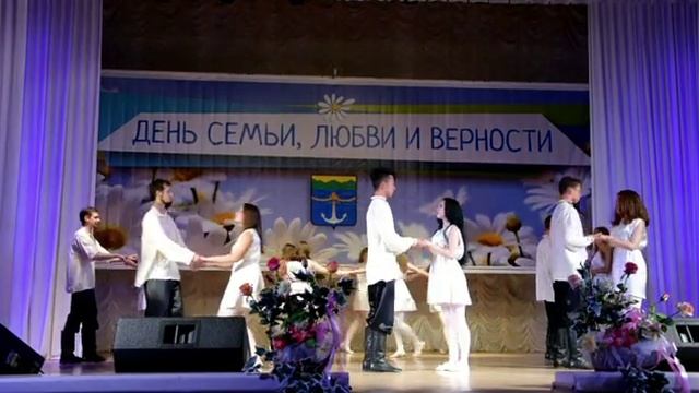 ЦДК г. Холмск 8.07.2016 г. Группа современного танца "Wake Up" Руководитель Екатерина Носкова смотреть онлайн
