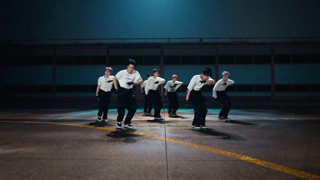 ENHYPEN Future Perfect (Pass The MIC) Mirrored Dance Practice смотреть онлайн