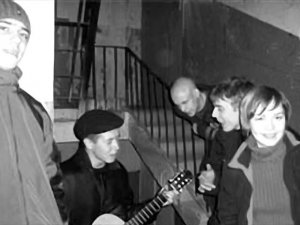 Подъезд (дворовая песня под гитару, супер!!!)