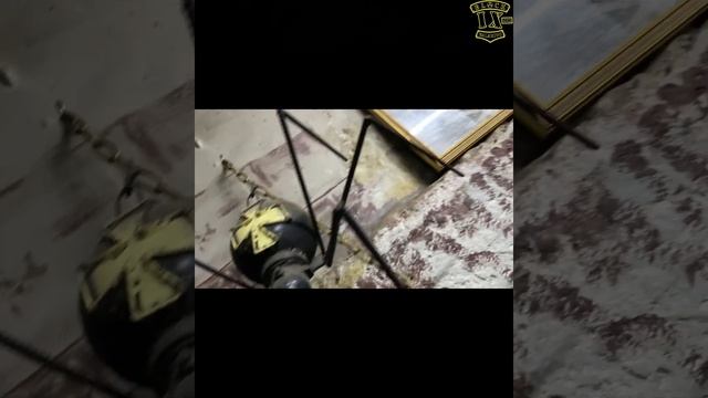 Собрались с ребятами обсудить насущные вопросы и отпраздновать ДР Рика ? смотреть онлайн