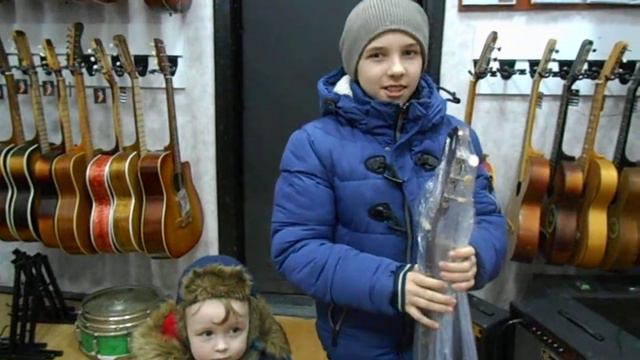 Видео отзыв от нашего почётного покупателя для Салона Гитар и комплектующих Maestro смотреть онлайн