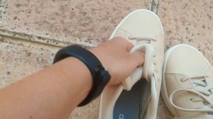 Как спрятать шнурки в кроссовки, чтобы красиво смотрелось.