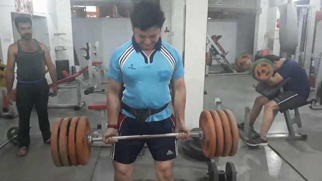 90 kg In biceps barbell crul смотреть онлайн