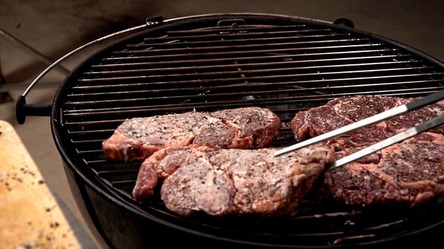 The FINAL Guide to STEAK CRUST [Steak Crust Experiment] смотреть онлайн
