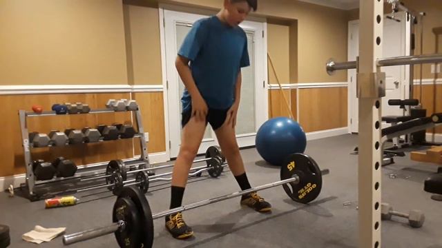 185 lb deadlift смотреть онлайн