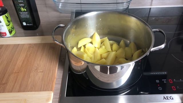 Готовим из одного картофеля!!!! КАРТОФЕЛЬ ПО-ДЕРЕВЕНСКИ.❤️? СУПЕР РЕЦЕПТ!))) смотреть онлайн