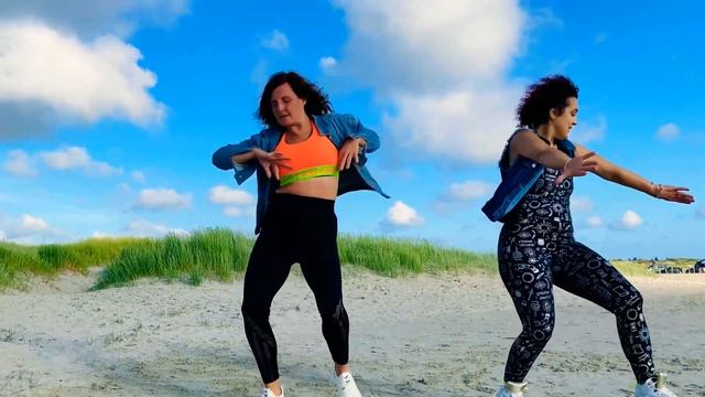 Bailando Con Mi Gente ? Lucía Fernanda ? Flamenco ? Zumba®️ Choreography by Inka Brammer смотреть онлайн
