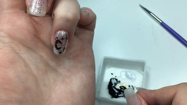 Очень простой дизайн ногтей Хэллоуин смотреть онлайн